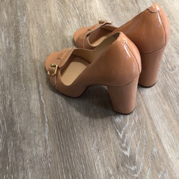 Talbots Chunky Heeled Shoe - Picture 2 of 7